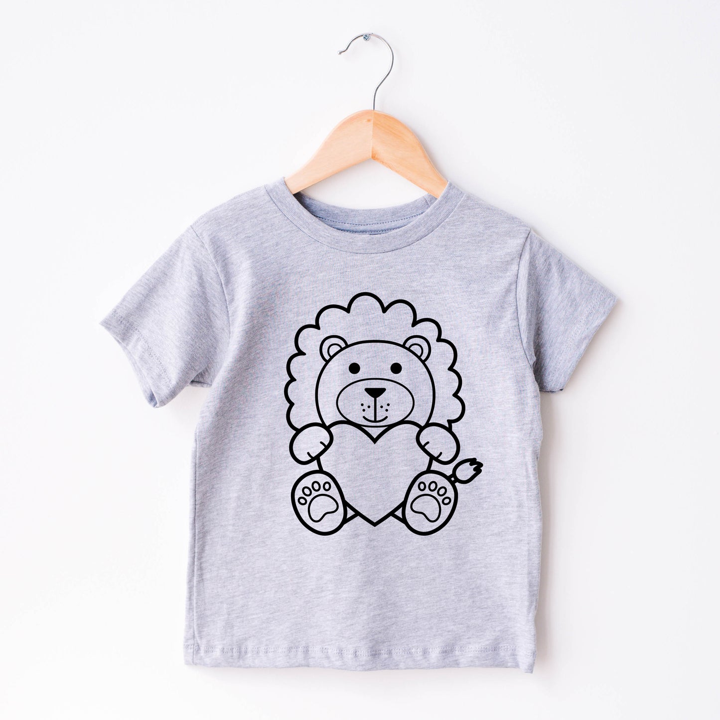 Lion with Heart SVG, Valentine Lion Vector, Cute Lion Clip Art, Boy Girls Lion Birthday Shirt PNG, Lion with Love Cut files Digital Download