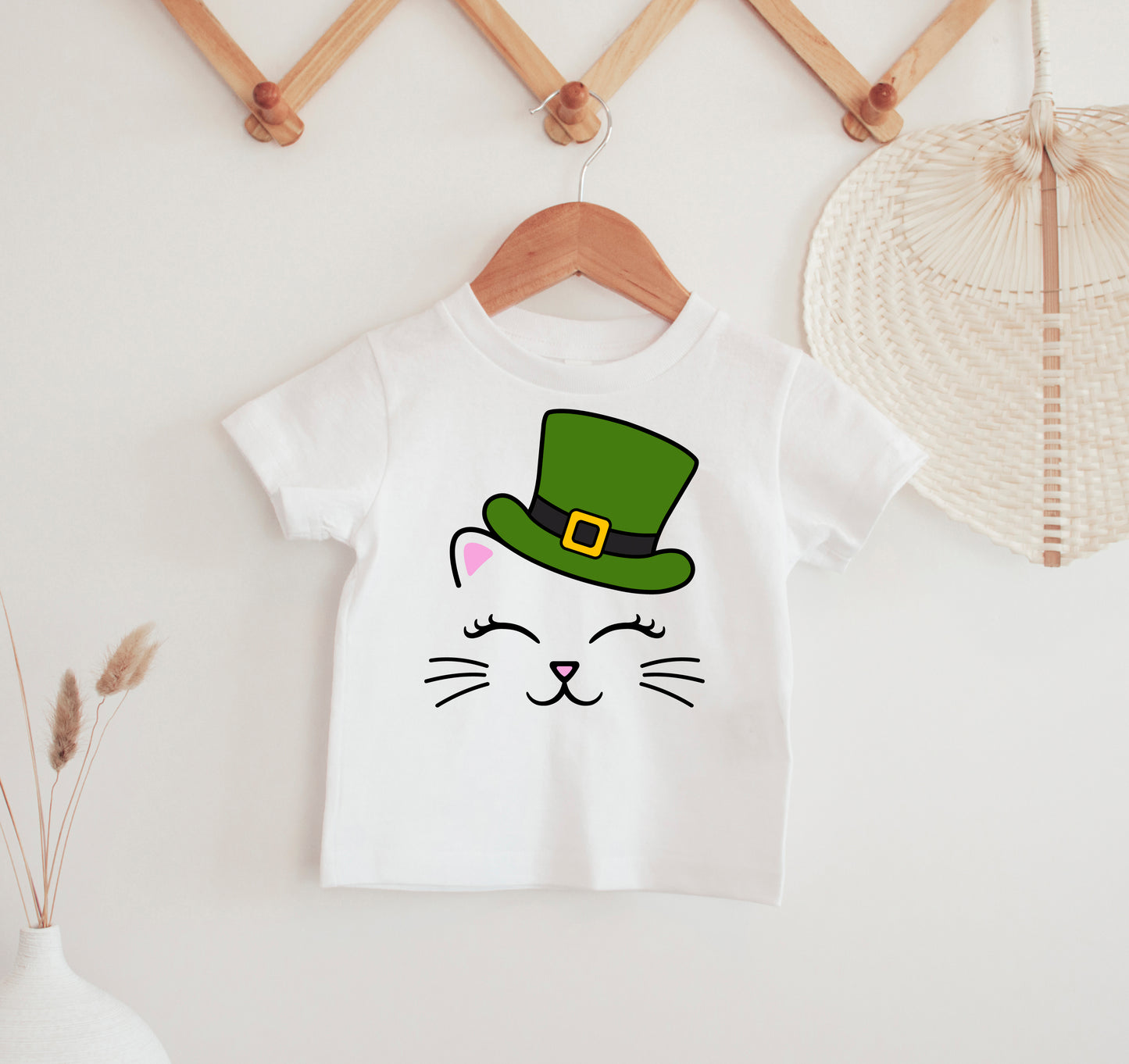 St Patricks Cat SVG, Kitten whiskers cut file, Cat Face Vector, Cute Cat Eyelashes, Cat head, St Patricks Day Cut files Digital Download